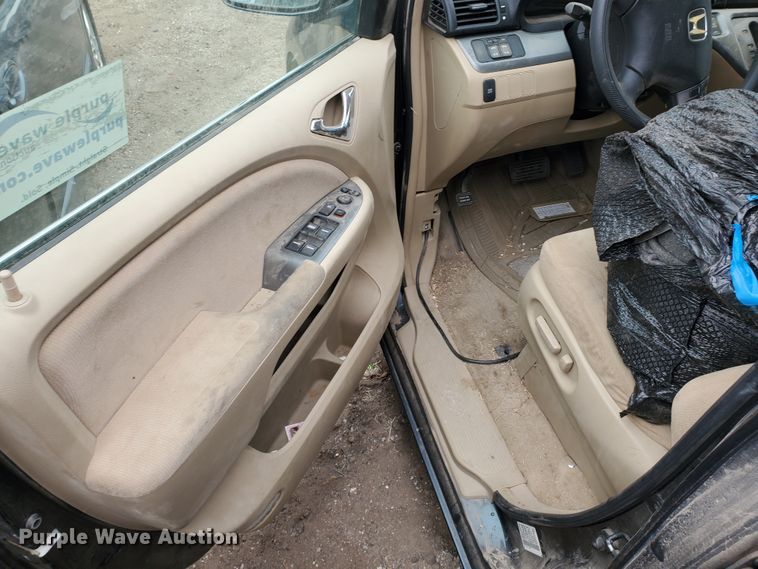 image for item DI4763 2005 Honda Odyssey  van