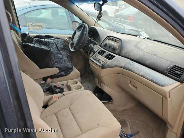 image for item DI4763 2005 Honda Odyssey  van