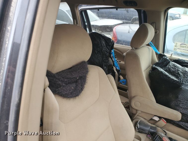 image for item DI4763 2005 Honda Odyssey  van