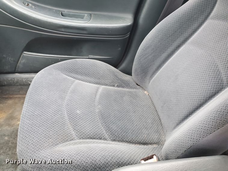 image for item DI4765 2004 Chrysler Sebring Touring