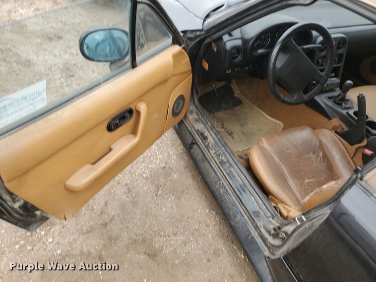 image for item DI4766 1993 Mazda Miata CV