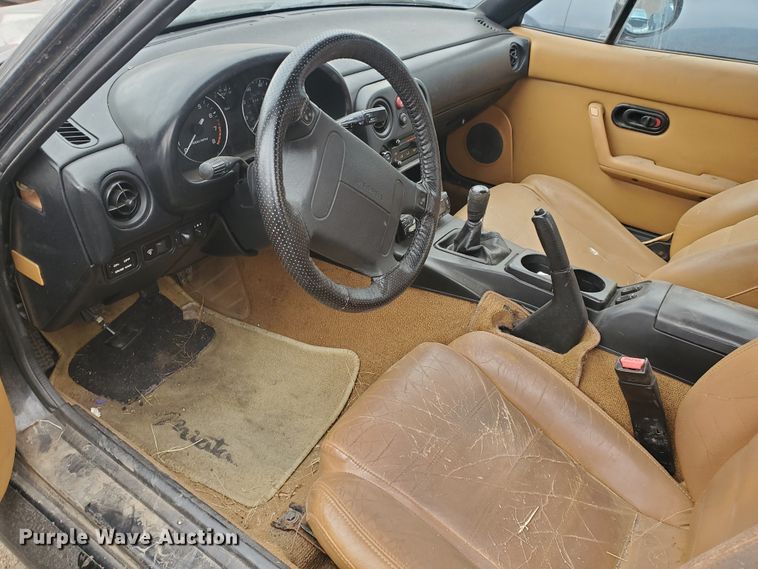 image for item DI4766 1993 Mazda Miata CV
