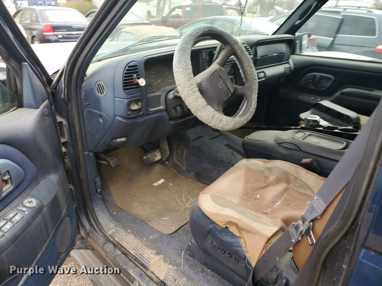 image for item DI4767 1998 Chevrolet Tahoe LT  SUV