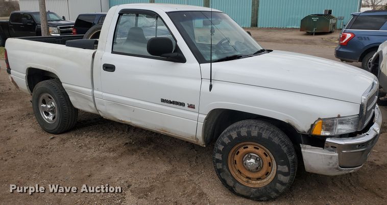 image for item DI4768 1999 Dodge Ram 1500  pickup truck