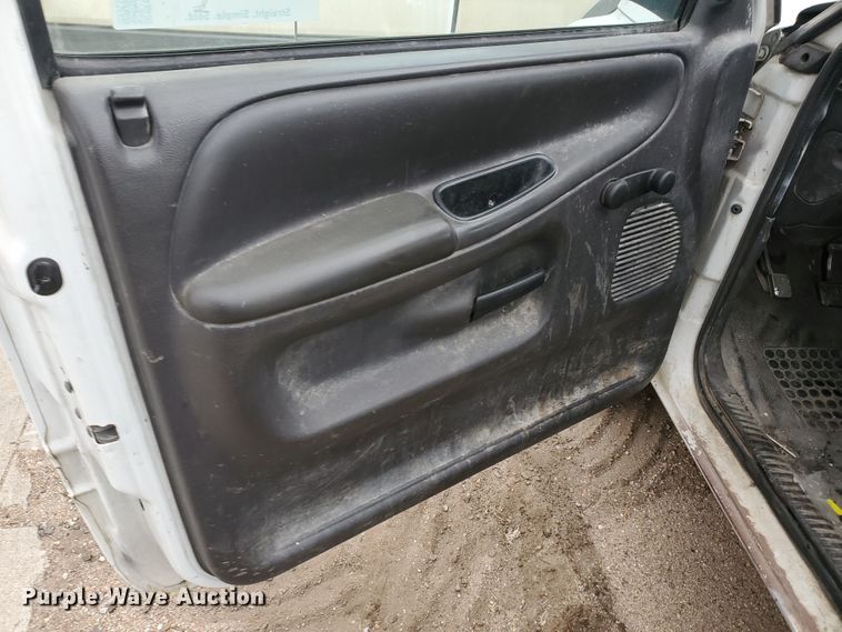 image for item DI4768 1999 Dodge Ram 1500  pickup truck