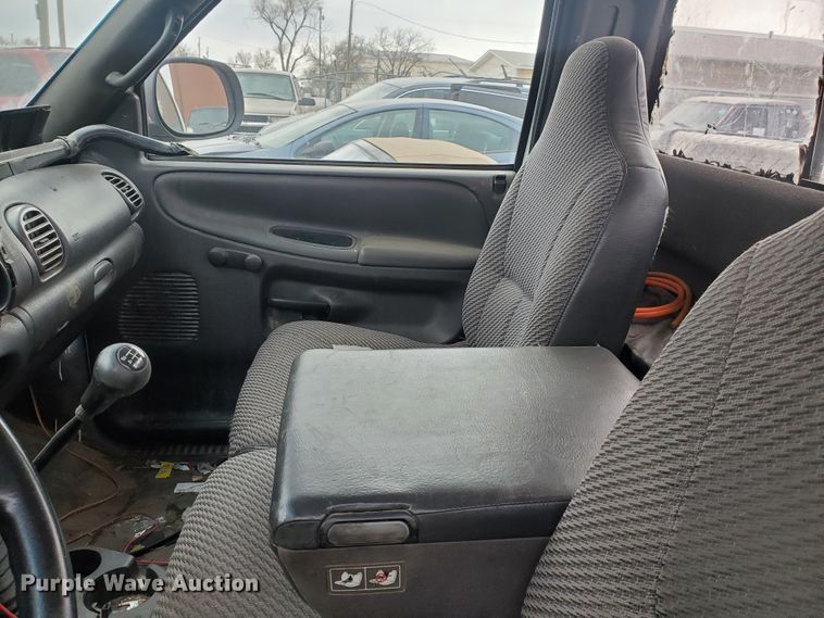 image for item DI4768 1999 Dodge Ram 1500  pickup truck