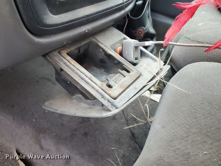 image for item DI4772 2002 Pontiac Bonneville SE