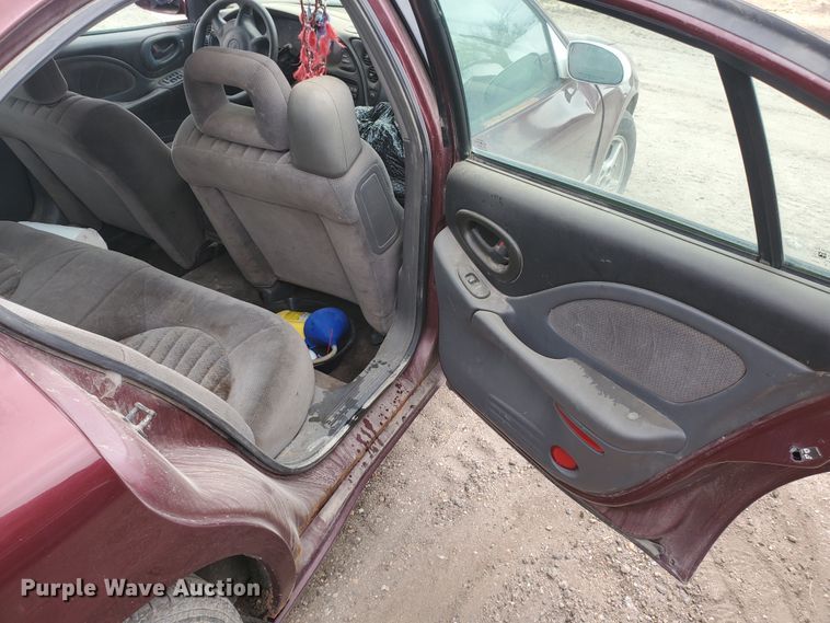 image for item DI4772 2002 Pontiac Bonneville SE