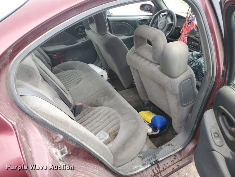 image for item DI4772 2002 Pontiac Bonneville SE