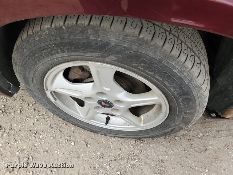 image for item DI4772 2002 Pontiac Bonneville SE