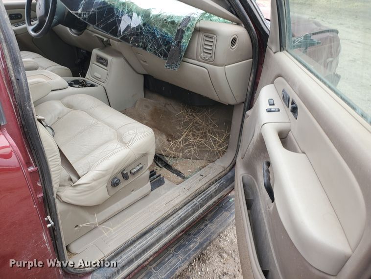 image for item DI4773 2002 Chevrolet Tahoe  SUV