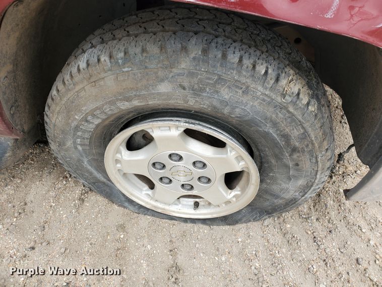 image for item DI4773 2002 Chevrolet Tahoe  SUV