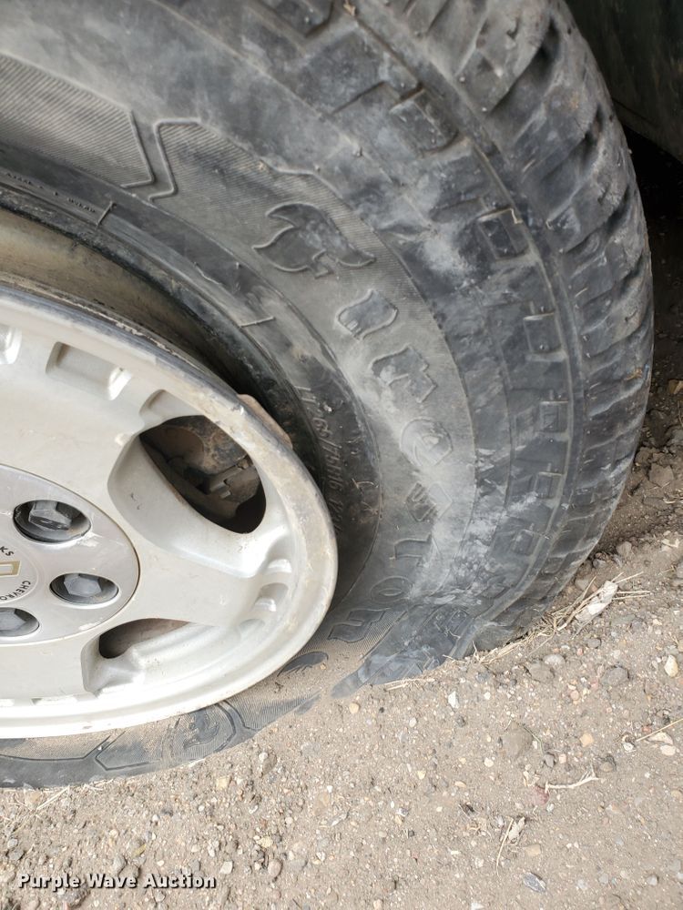 image for item DI4773 2002 Chevrolet Tahoe  SUV