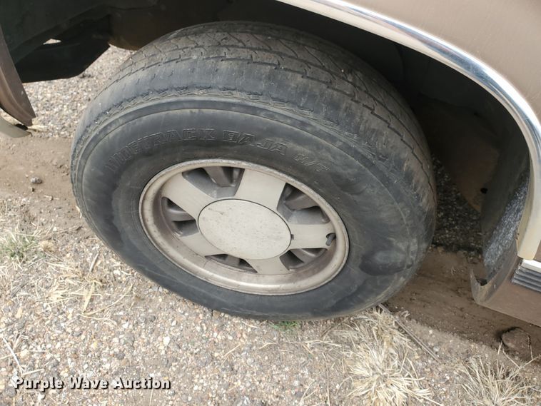 image for item DI4774 1997 Chevrolet C1500  Ext. Cab pickup truck