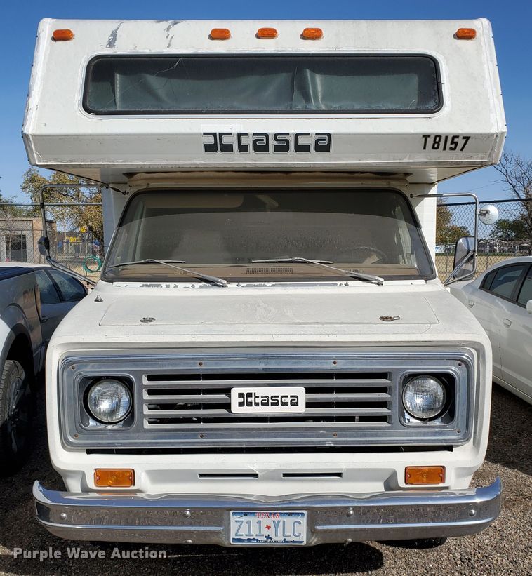 image for item DI5001 1978 Winnebago Istaca  RV