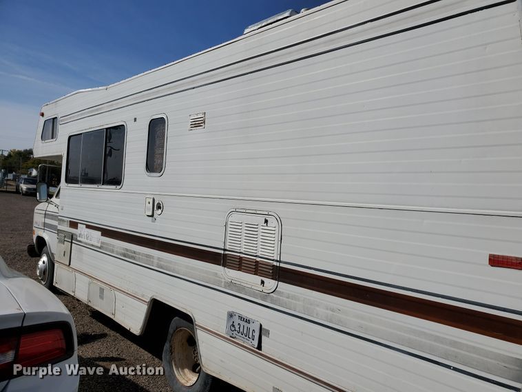 image for item DI5001 1978 Winnebago Istaca  RV