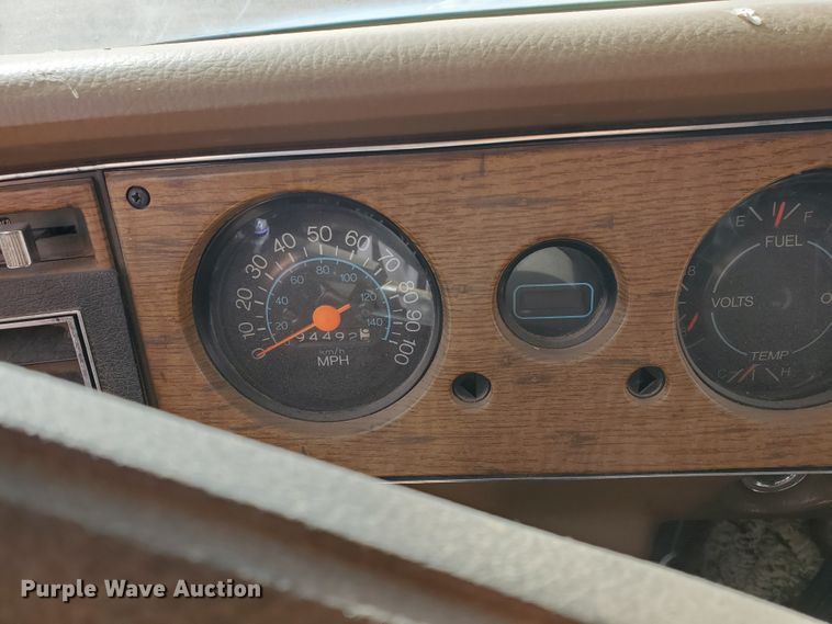 image for item DI5001 1978 Winnebago Istaca  RV