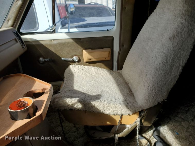 image for item DI5001 1978 Winnebago Istaca  RV