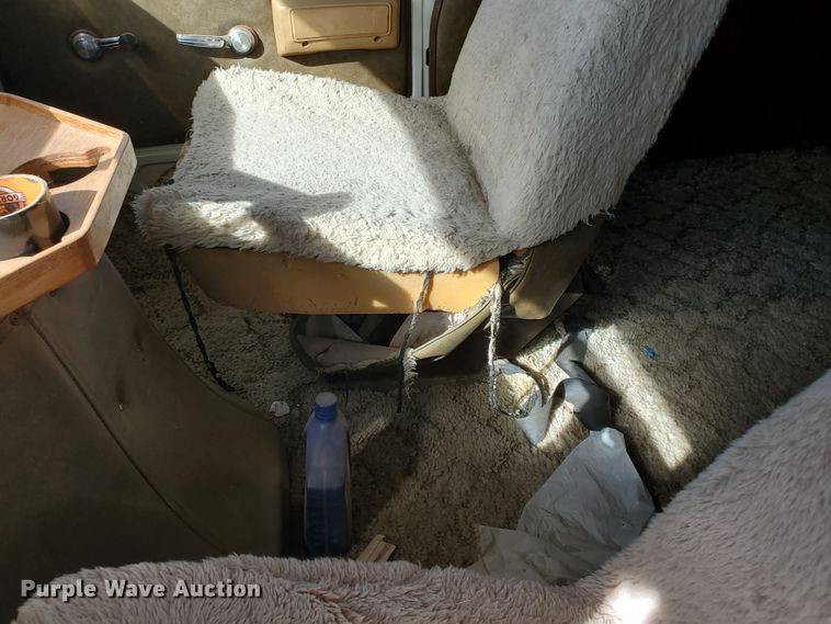 image for item DI5001 1978 Winnebago Istaca  RV