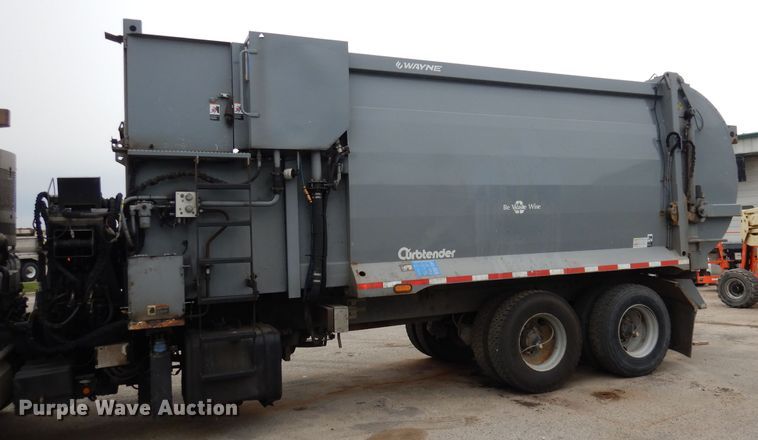 image for item DI6526 2013 Mack LE600  refuse truck