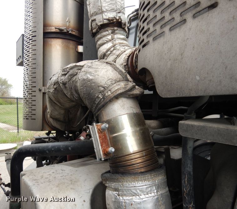 image for item DI6526 2013 Mack LE600  refuse truck