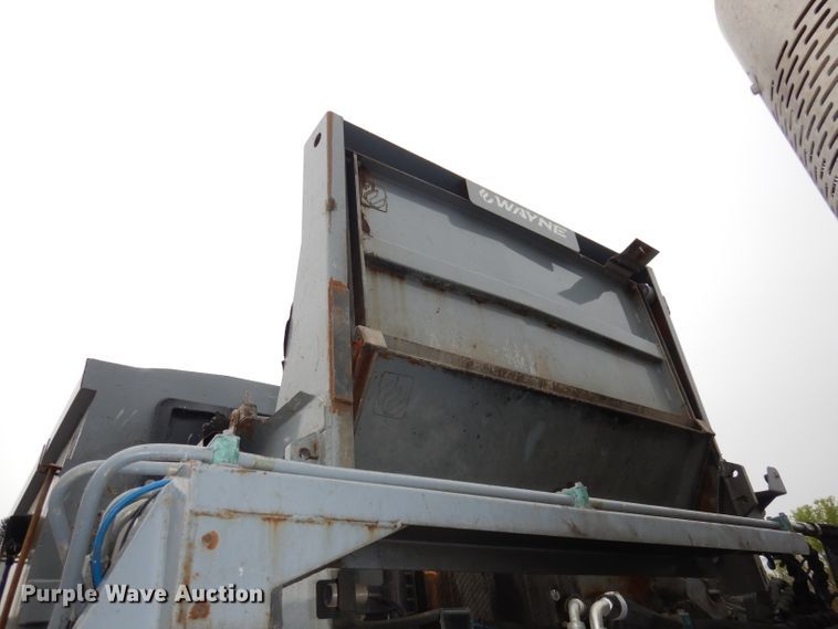 image for item DI6526 2013 Mack LE600  refuse truck