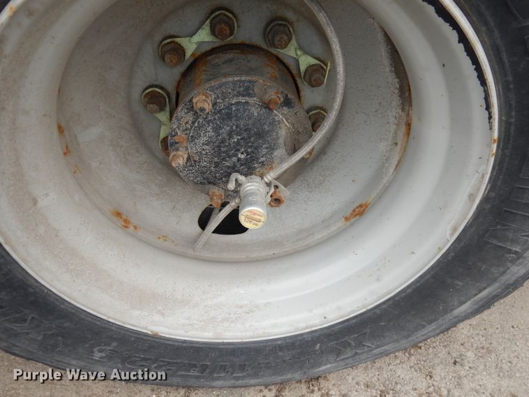 image for item DI6526 2013 Mack LE600  refuse truck