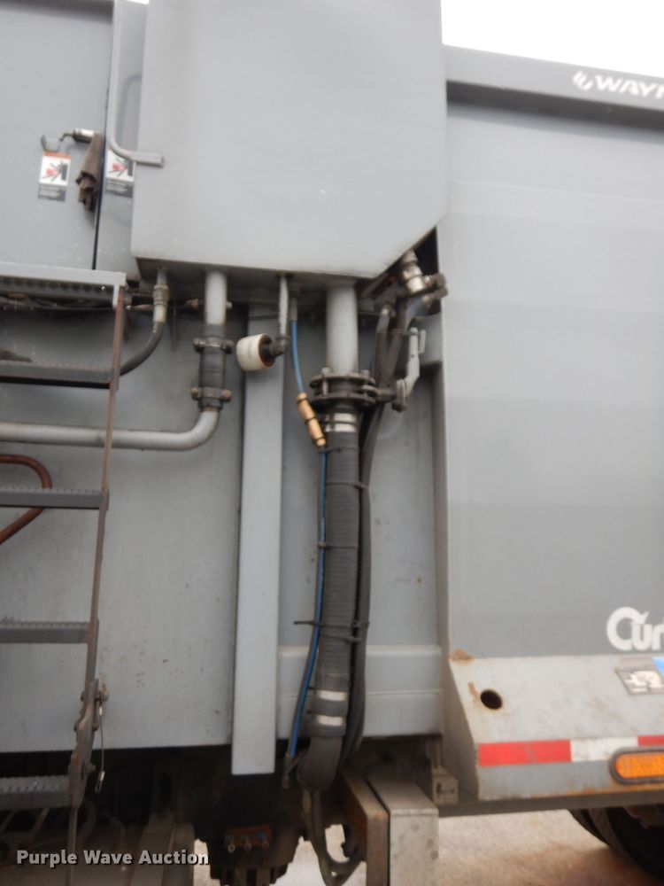 image for item DI6526 2013 Mack LE600  refuse truck