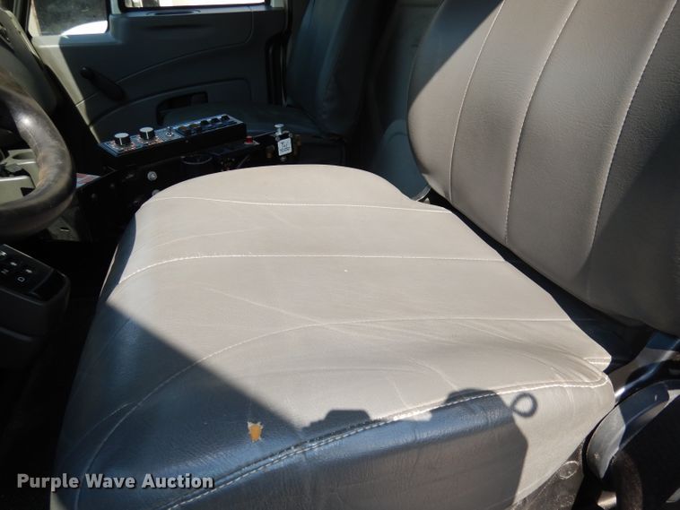 image for item DI6542 2008 International WorkStar 7300  dump truck