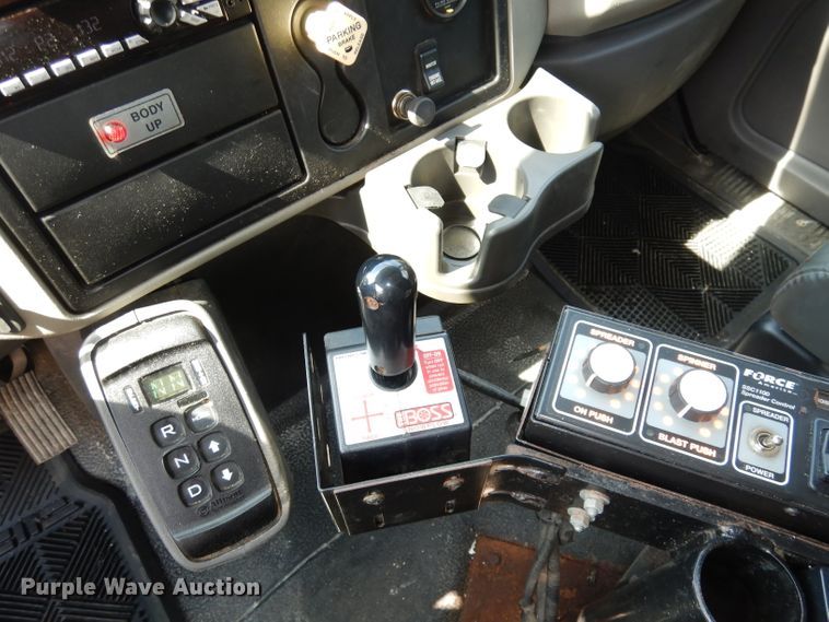 image for item DI6542 2008 International WorkStar 7300  dump truck