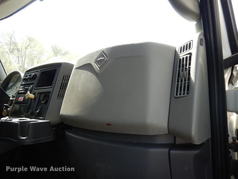 image for item DI6542 2008 International WorkStar 7300  dump truck