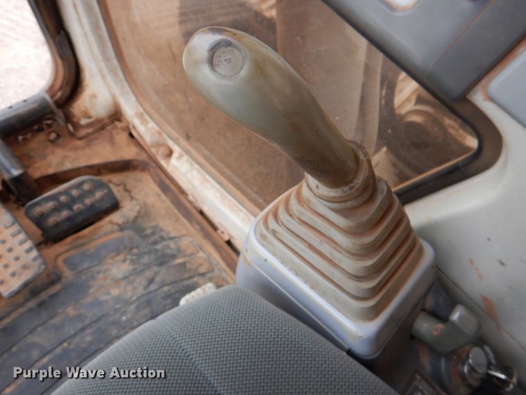 image for item DJ0440 2000 Link-Belt  2800 Quantum  excavator