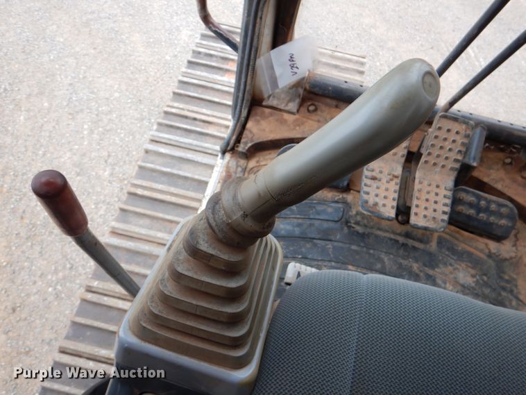 image for item DJ0440 2000 Link-Belt  2800 Quantum  excavator