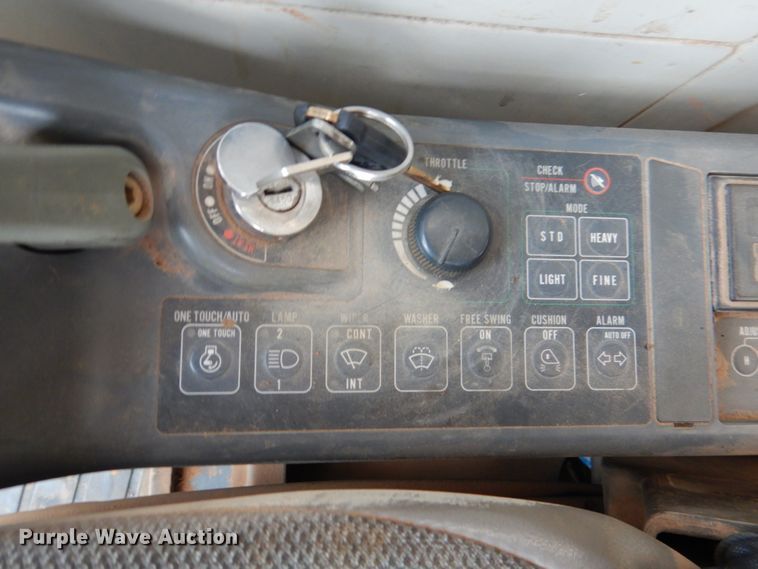 image for item DJ0440 2000 Link-Belt  2800 Quantum  excavator