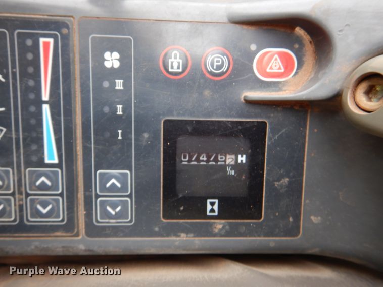 image for item DJ0440 2000 Link-Belt  2800 Quantum  excavator