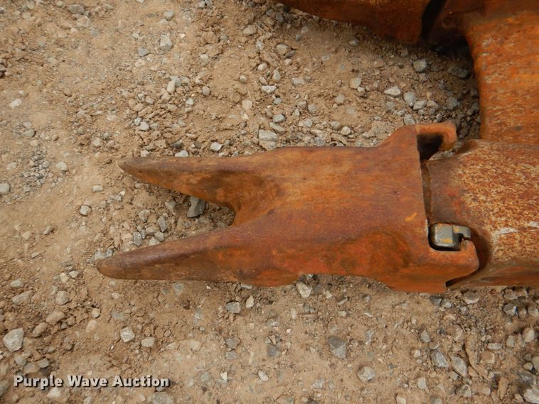 image for item DJ0440 2000 Link-Belt  2800 Quantum  excavator