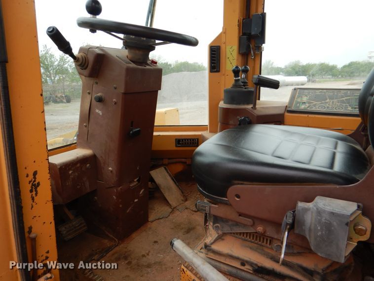 image for item DJ0441 Case 821B  wheel loader