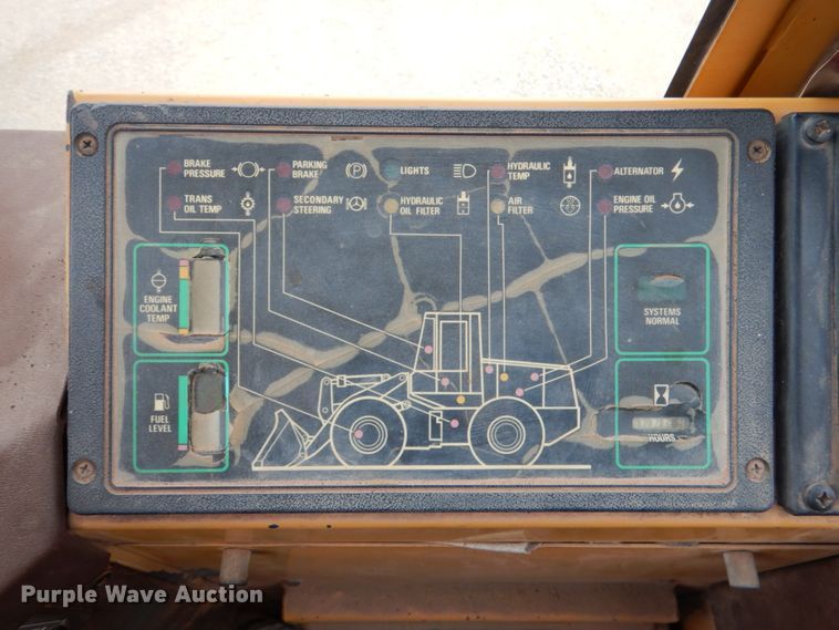 image for item DJ0441 Case 821B  wheel loader