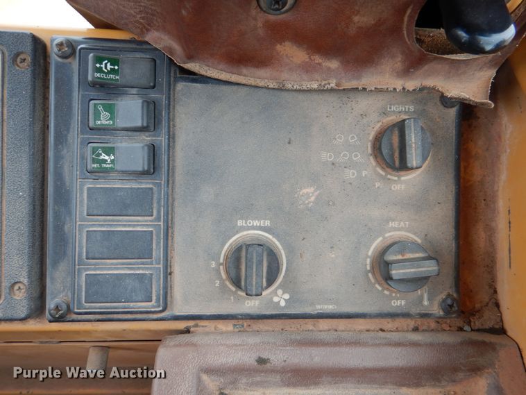 image for item DJ0441 Case 821B  wheel loader