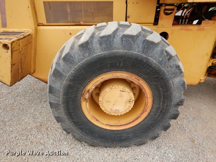 image for item DJ0441 Case 821B  wheel loader