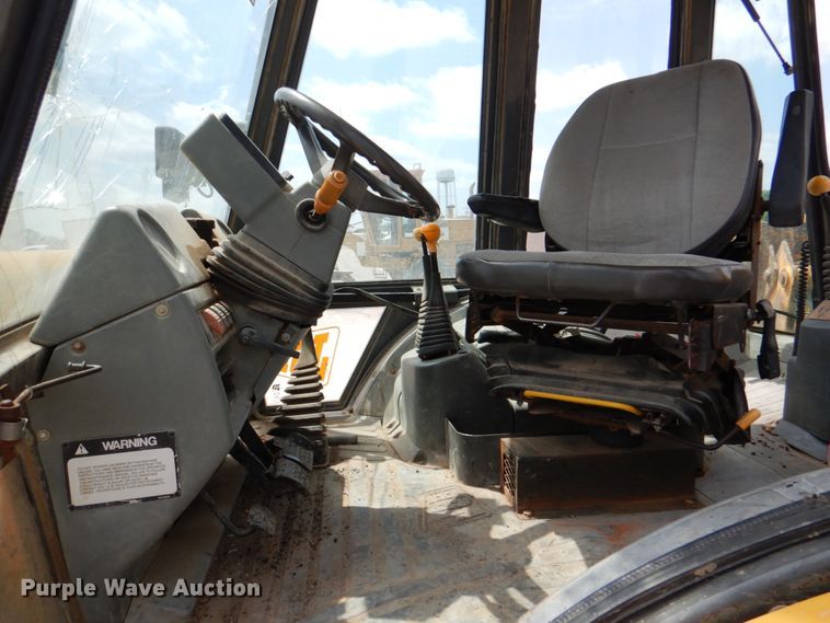 image for item DJ0442 JCB 215  backhoe