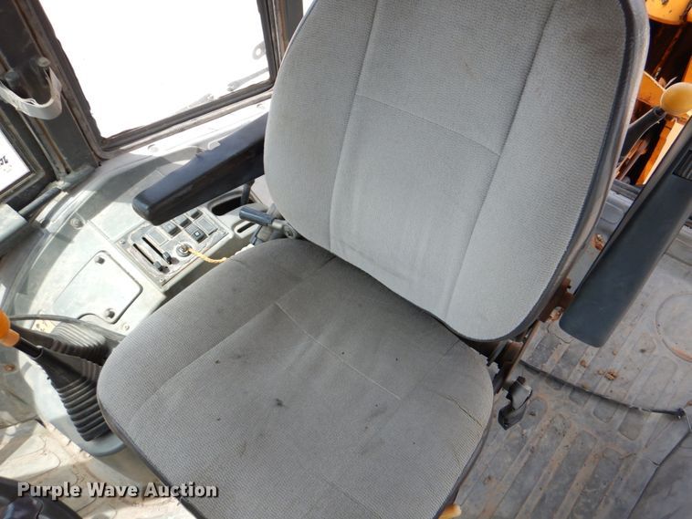 image for item DJ0442 JCB 215  backhoe