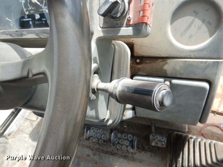 image for item DJ0442 JCB 215  backhoe