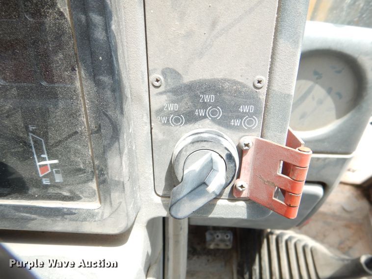 image for item DJ0442 JCB 215  backhoe