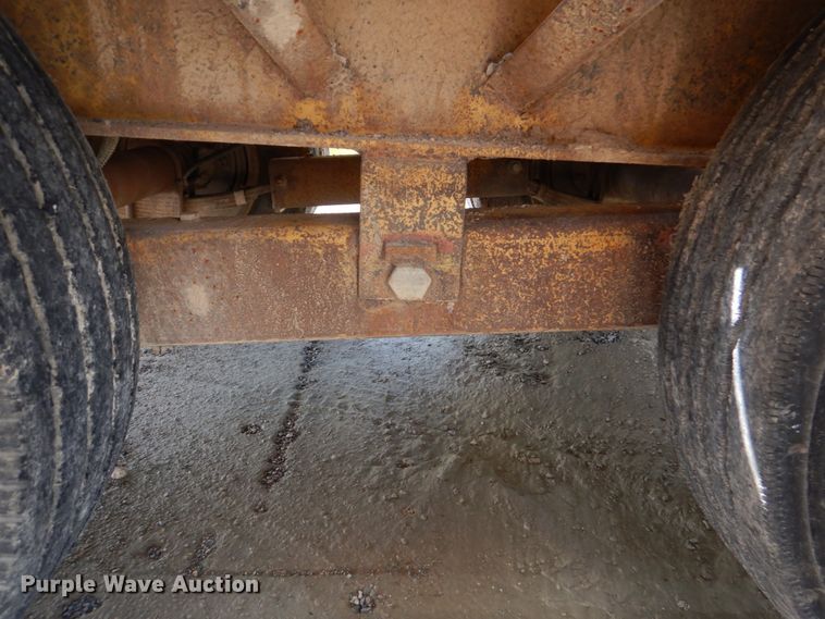 image for item DJ0443 2001 Belshe DT255  equipment trailer