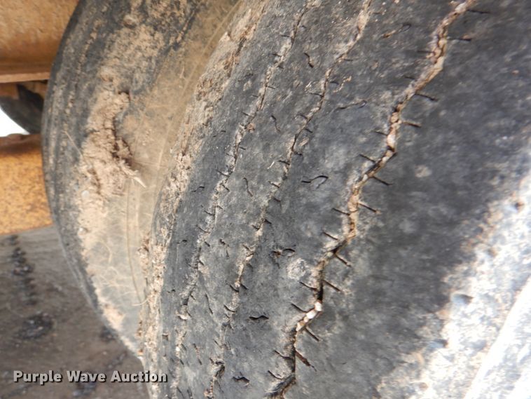 image for item DJ0443 2001 Belshe DT255  equipment trailer