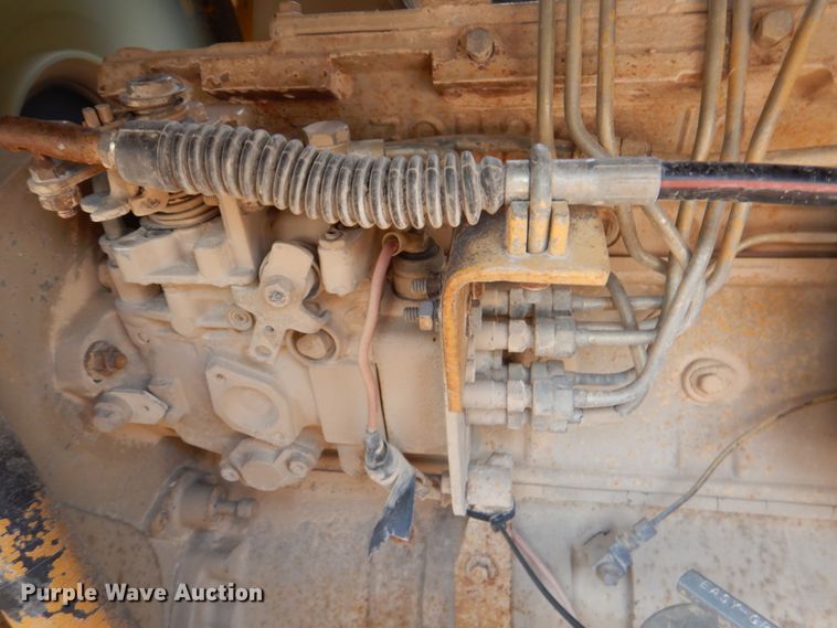 image for item DJ0445 1986 Champion 710A  motor grader