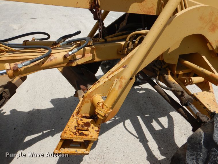 image for item DJ0445 1986 Champion 710A  motor grader