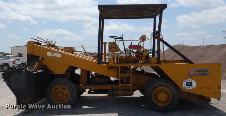 image for item DJ0447 Koehring K  chip spreader