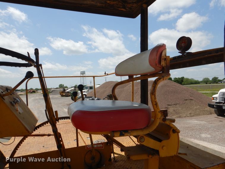 image for item DJ0447 Koehring K  chip spreader